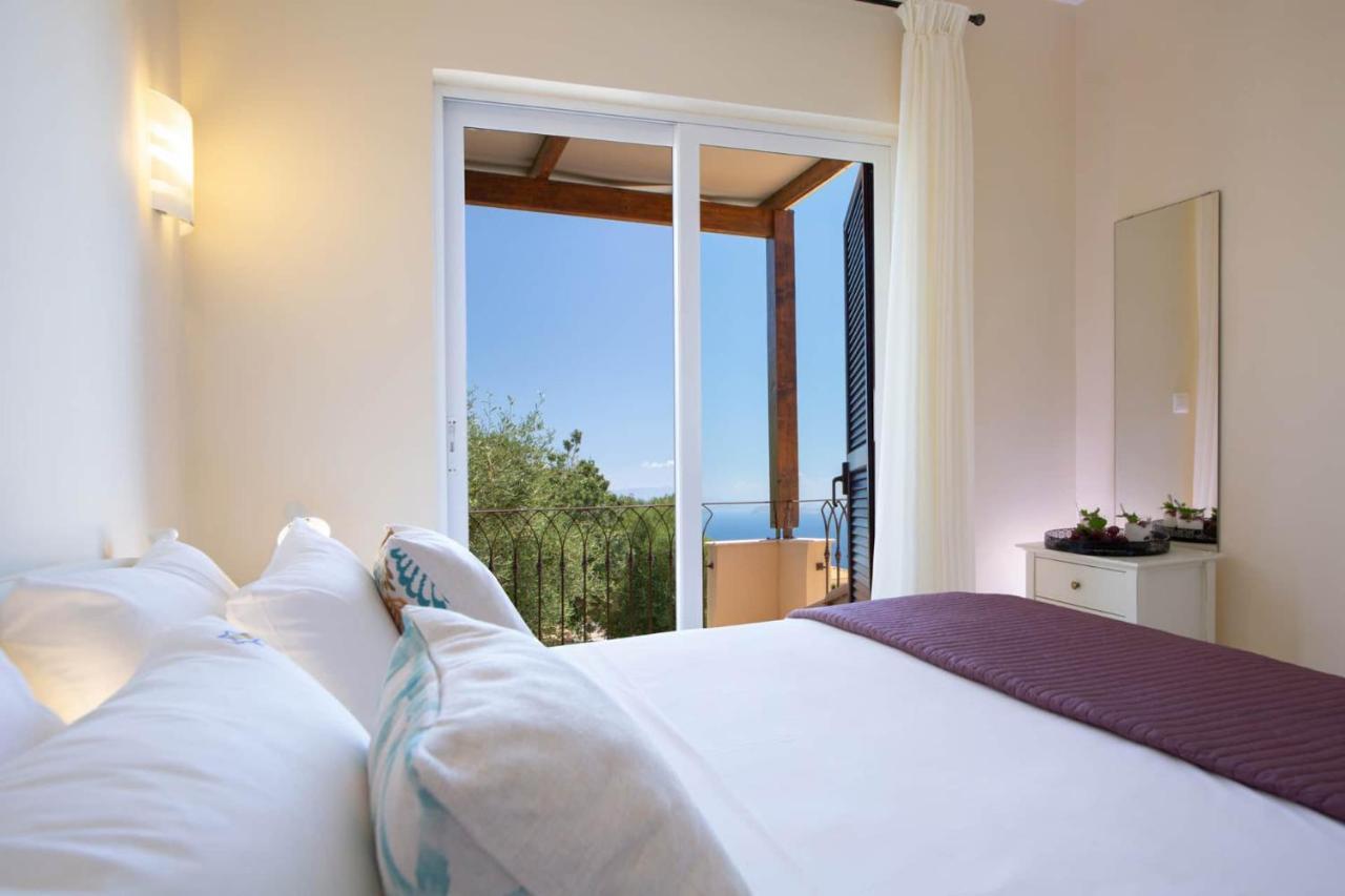 Eione-thaleia Sivota (Lefkada)