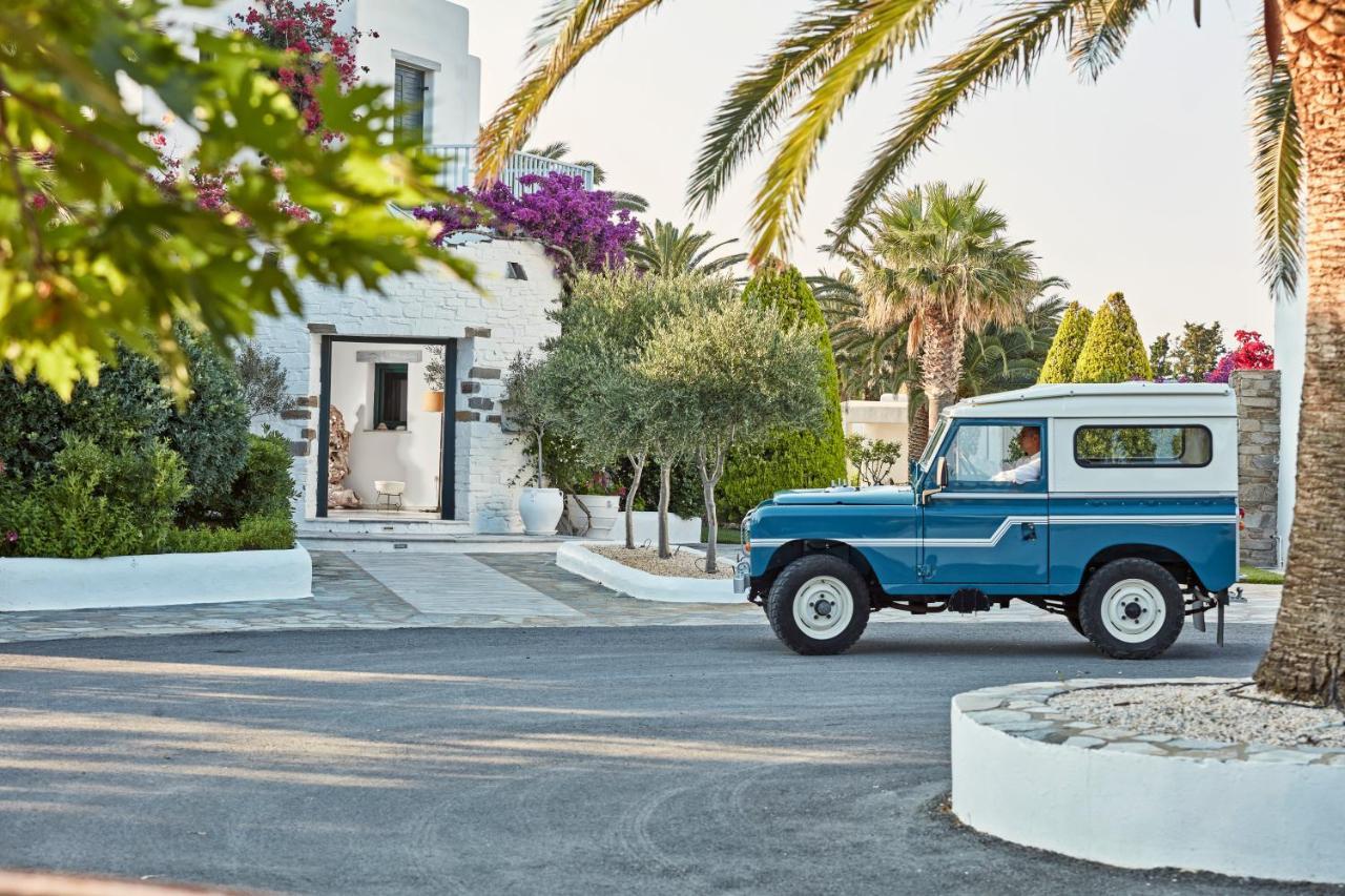 Yria Island Boutique & Parasporos