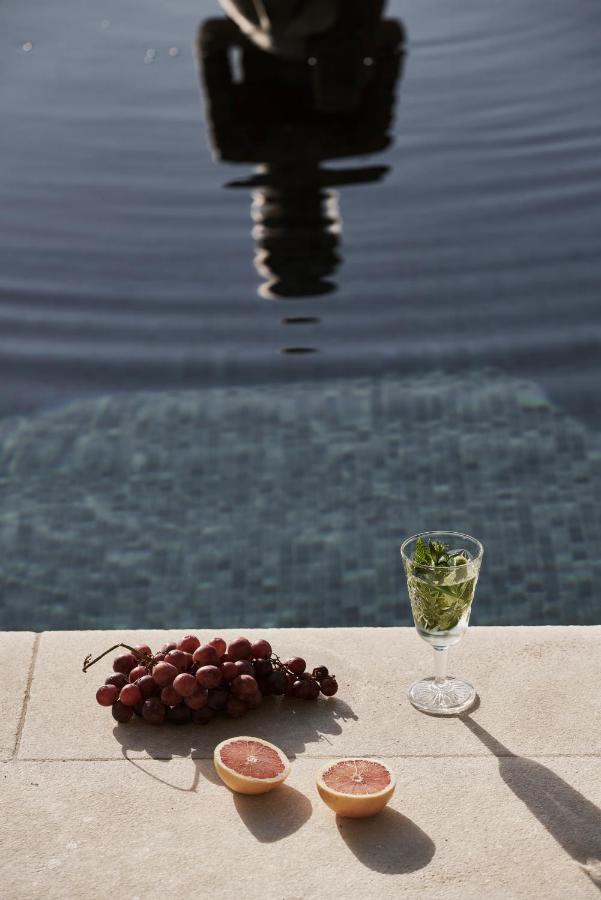Yria Island Boutique & 5*