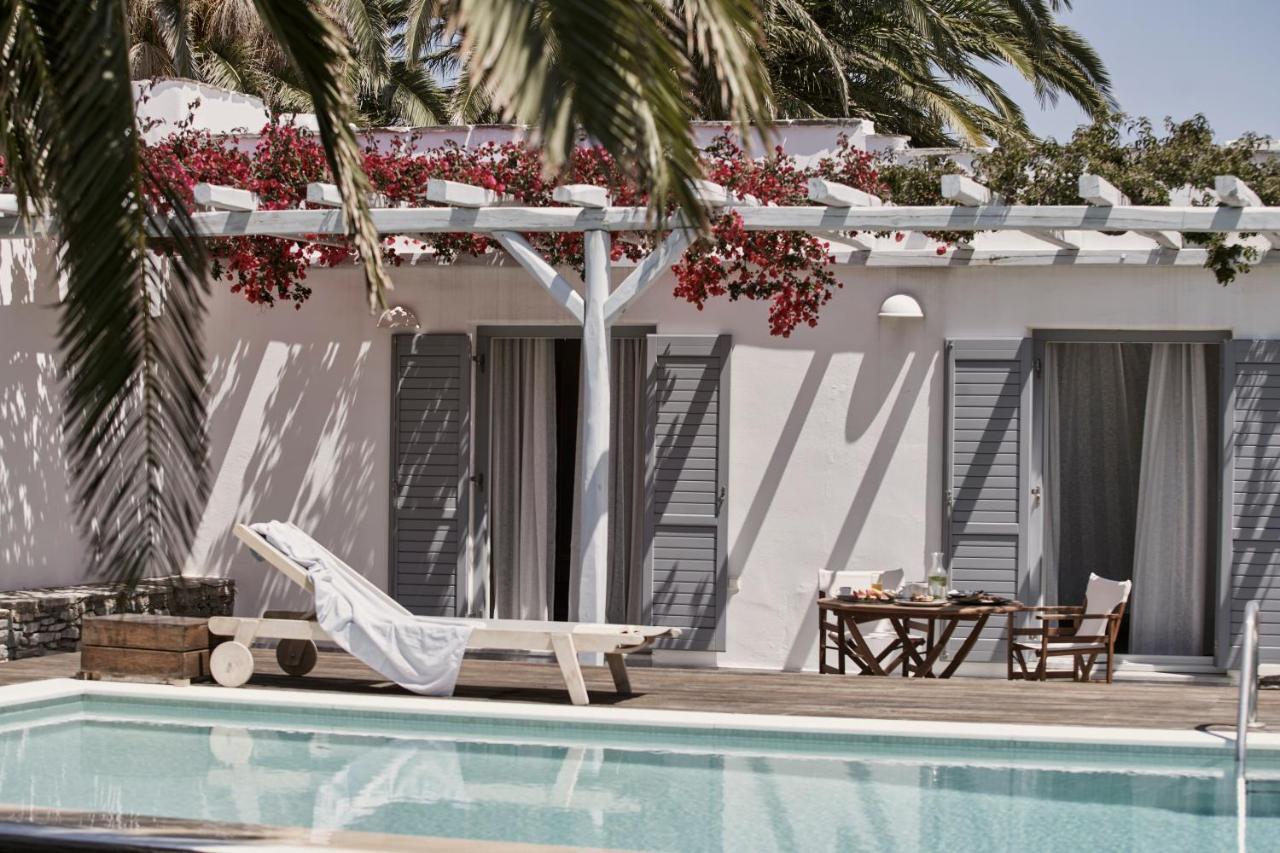 Yria Island Boutique & Parasporos