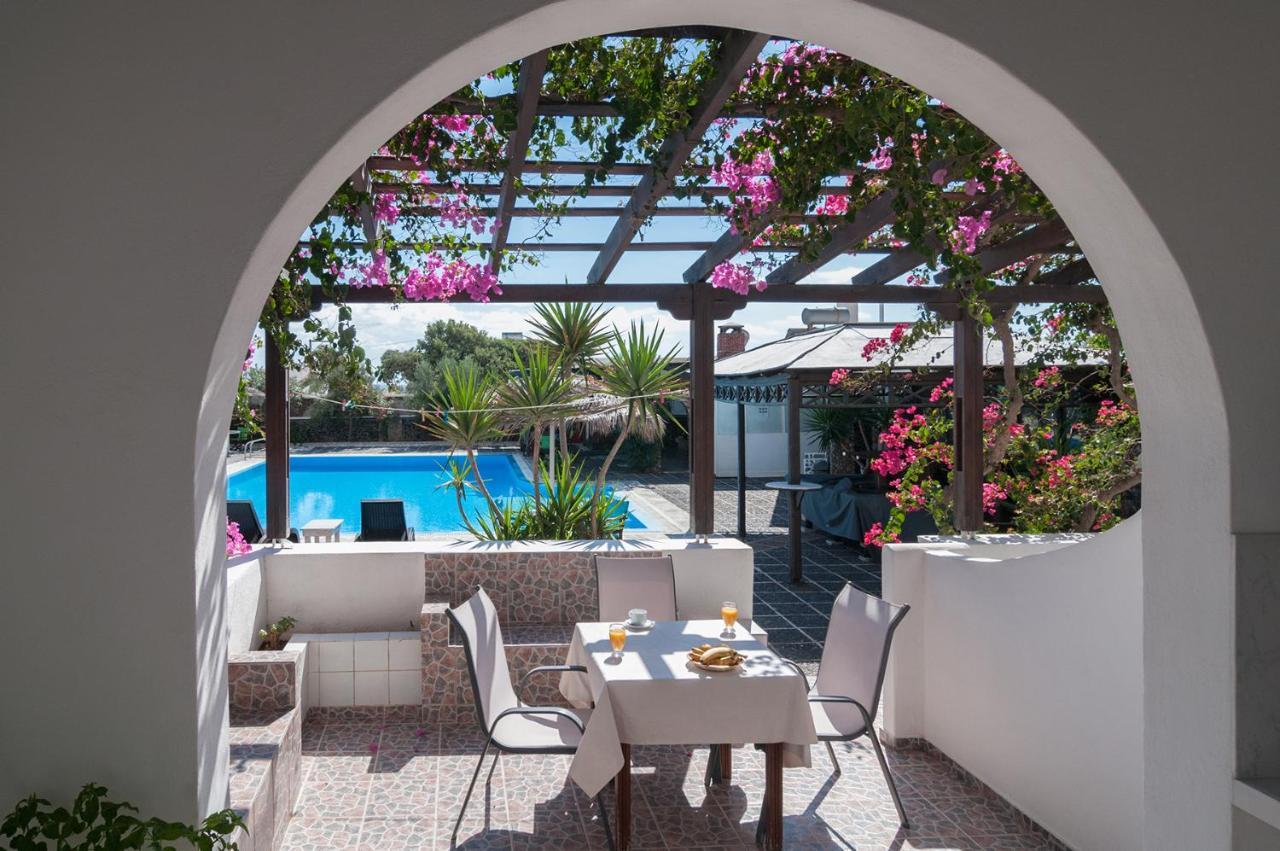 Santorini Hotel Perissa (Santorini)