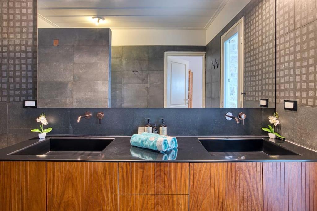 Grand Reve Paros Villa Naousa (Paros)