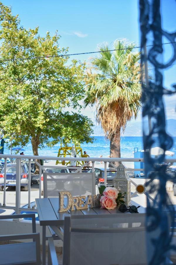 Sugar Blue - On The Beach Apartment Agios Vasilios (Peloponnese)
