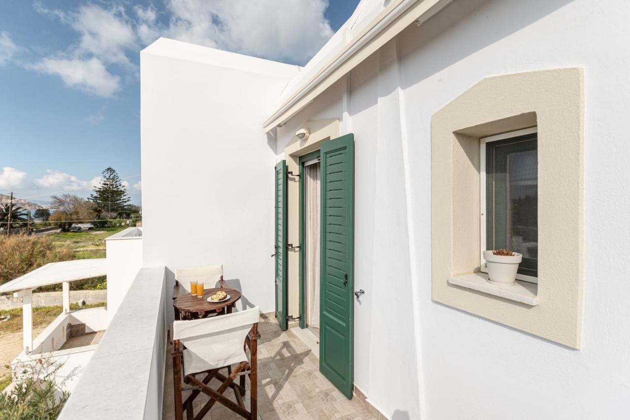 Sunshine * Naxos City