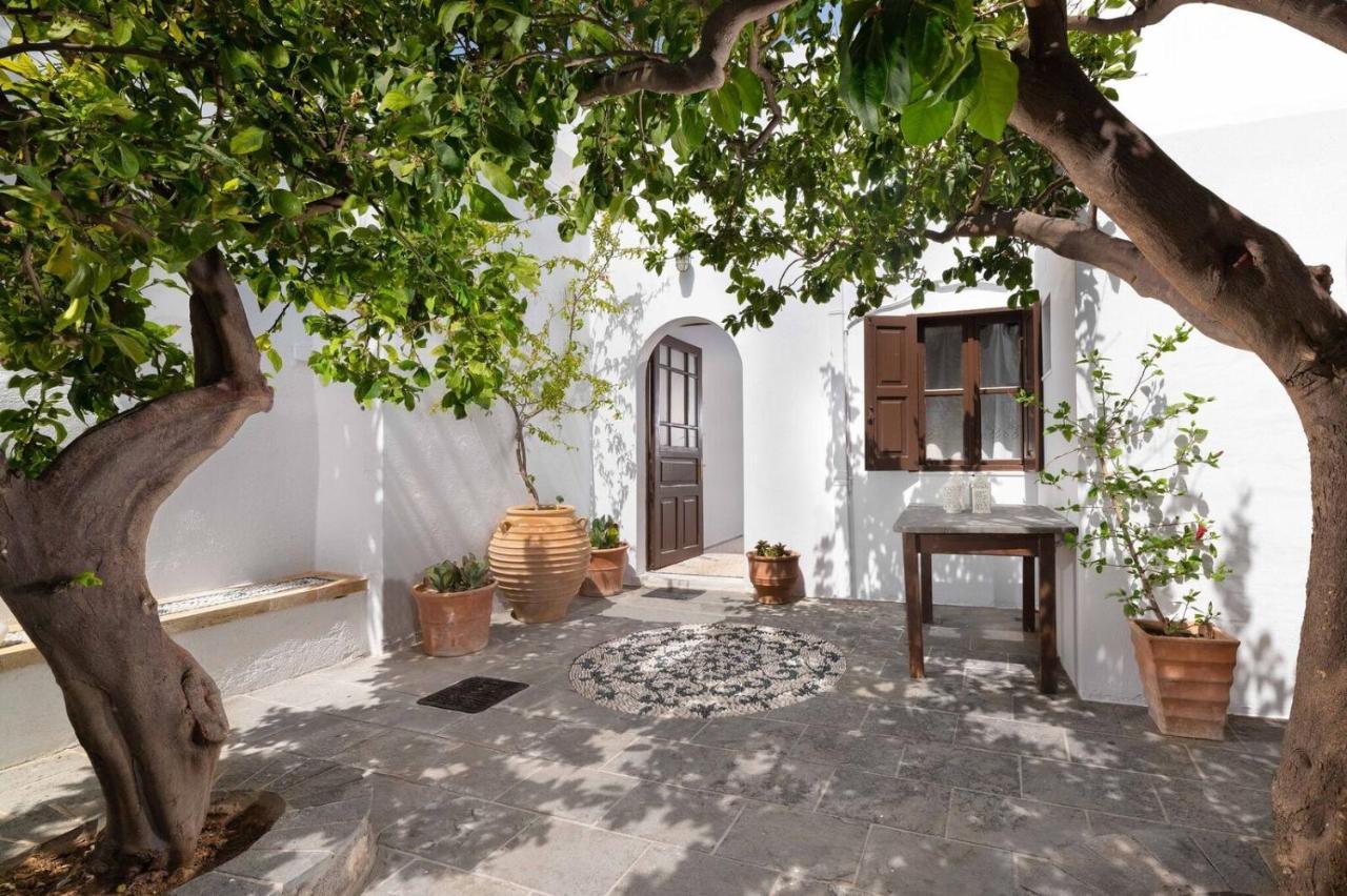 Villa Petra With Acropolis View