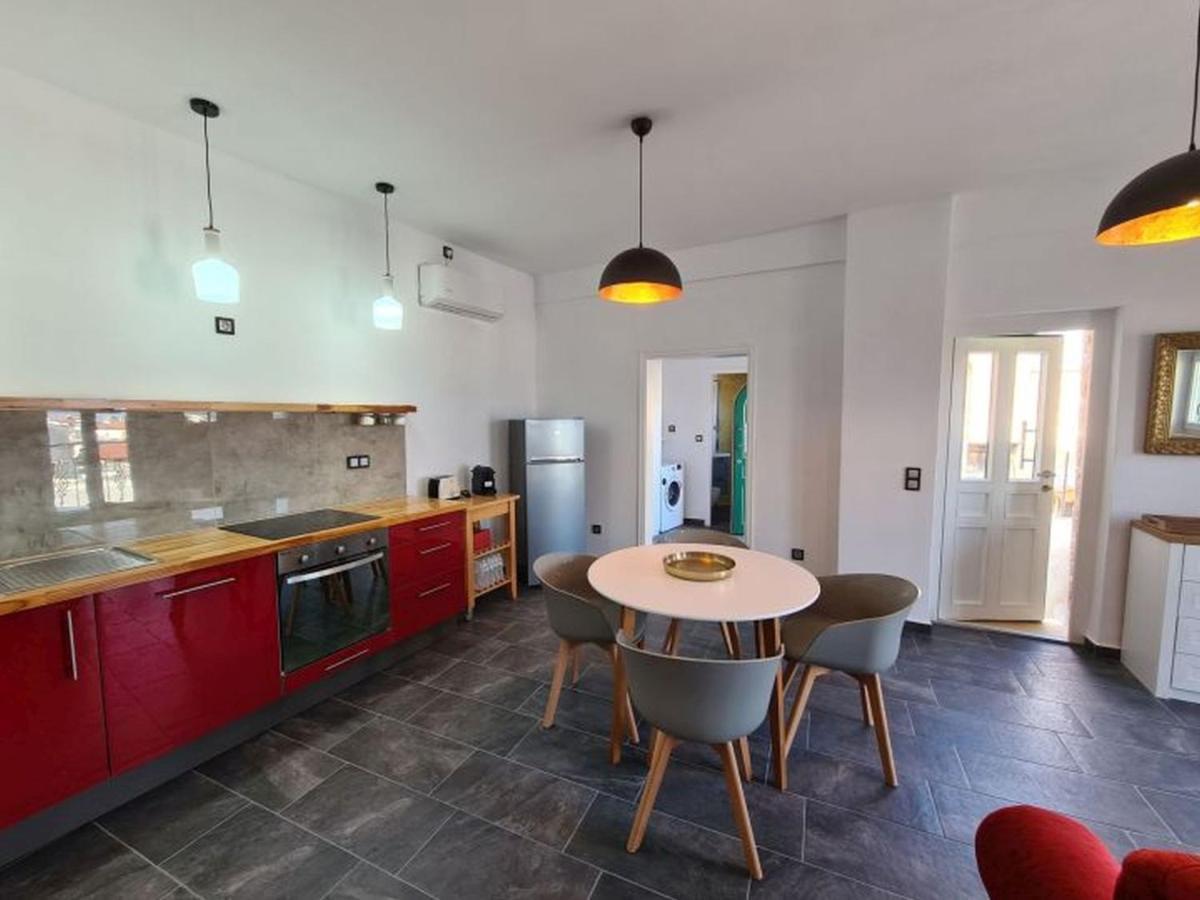 Townhouse Apartment *