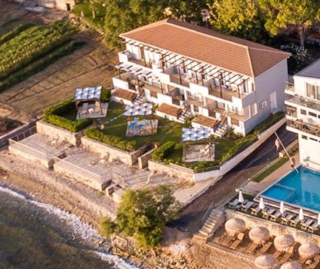 Amaltheia Front Holiday home