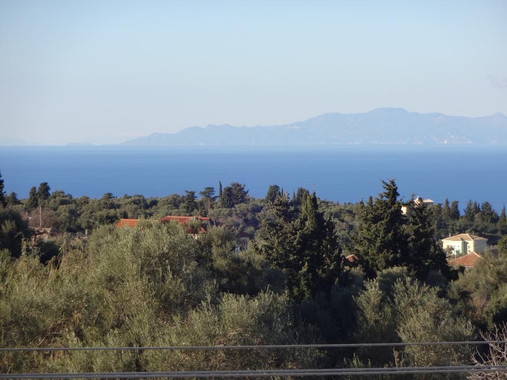 Pansion Filoxenia & Aparthotel Tsoukaladhes