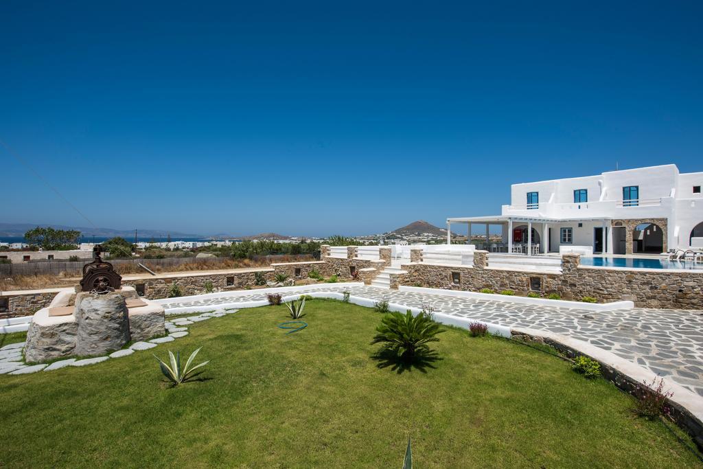Cycladic Islands & 4* Agia Anna (Naxos)
