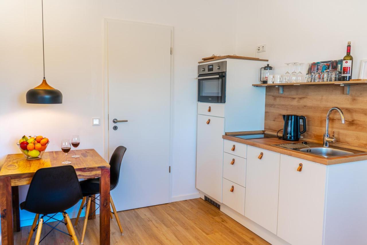 Ocean Breeze Apartment