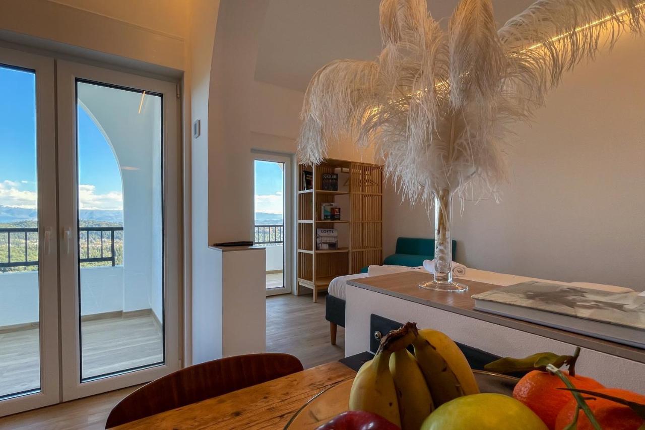 Ocean Breeze Apartment