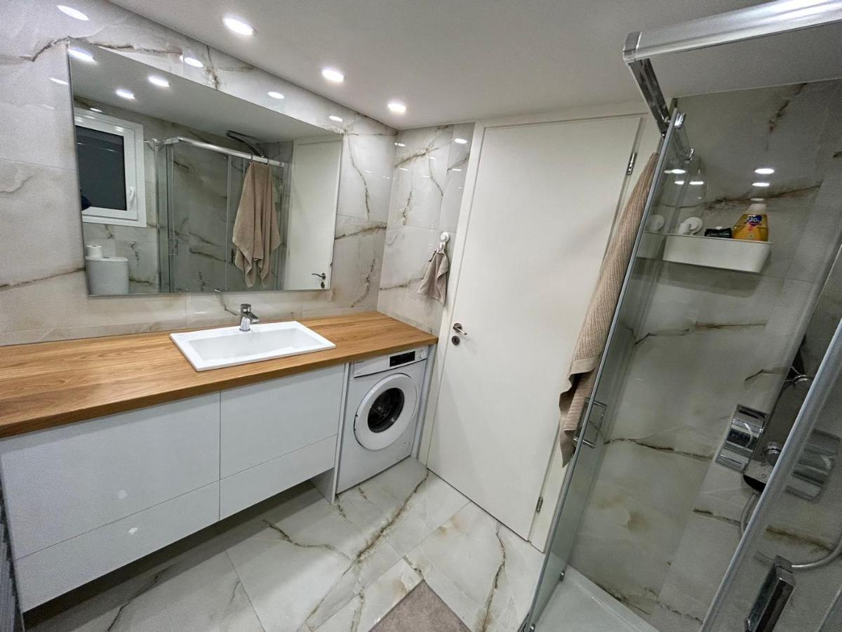 Sea View Apartment