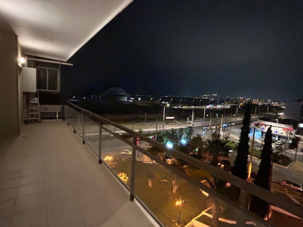 Sea View Apartment *