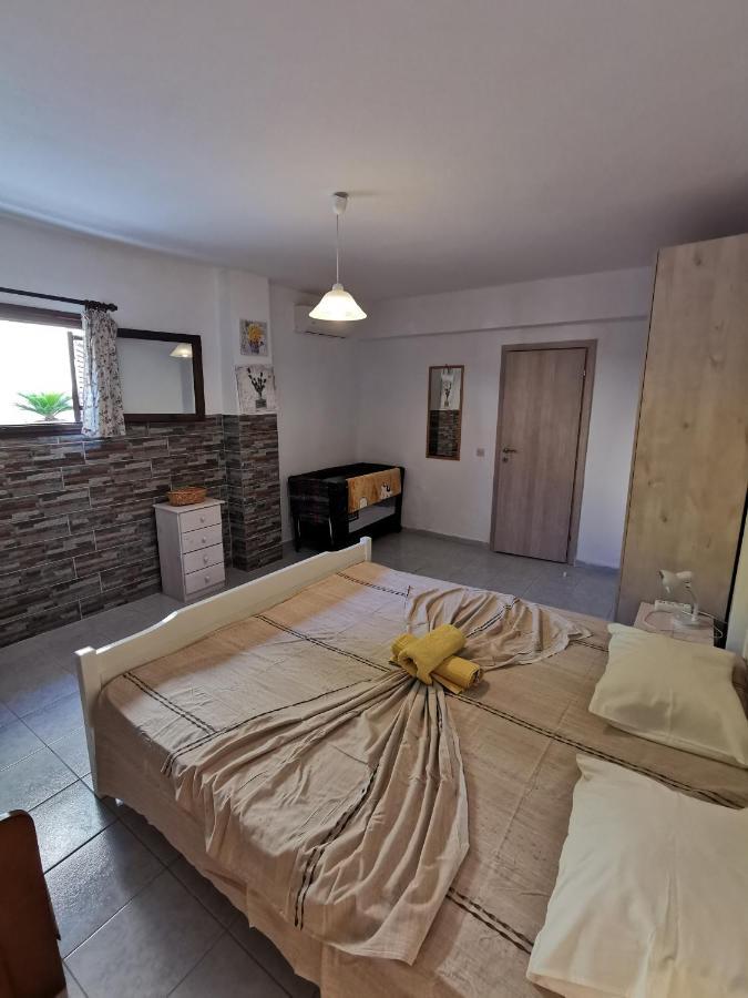 Apartment Orange_blue_аpartment N2 Near Sea Hanioti