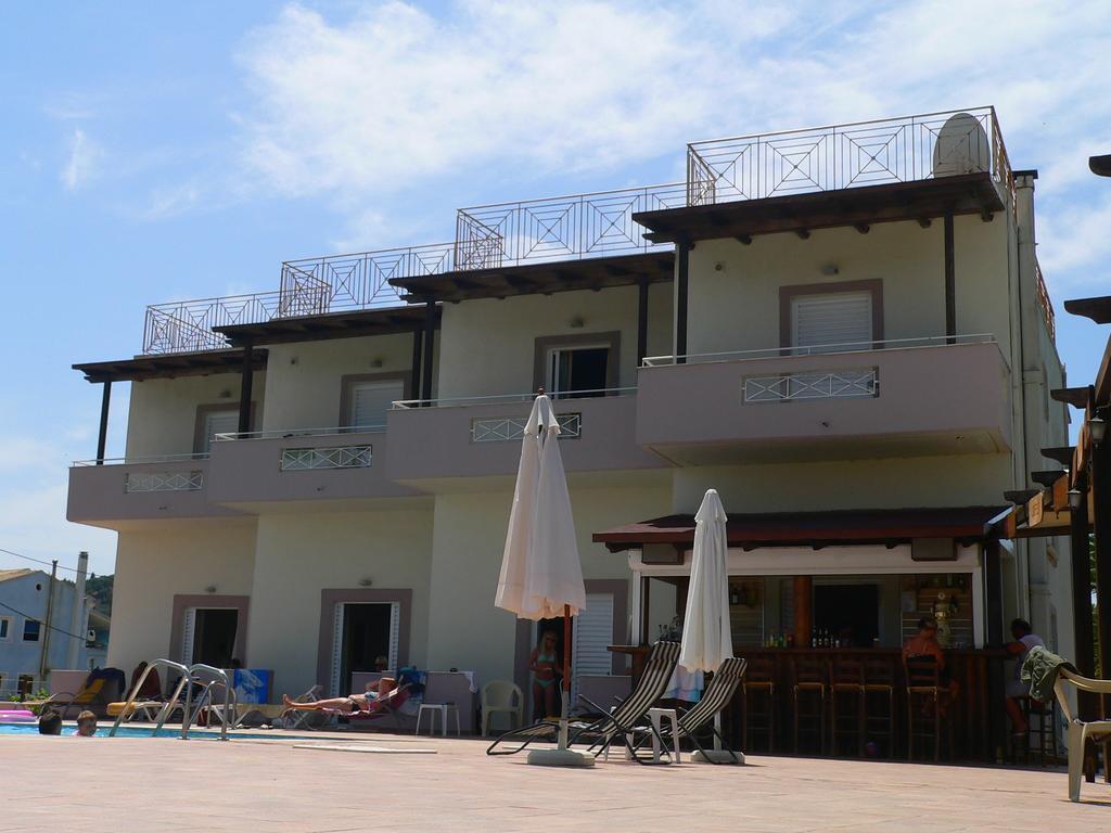 Sunshine Corfu And 4*