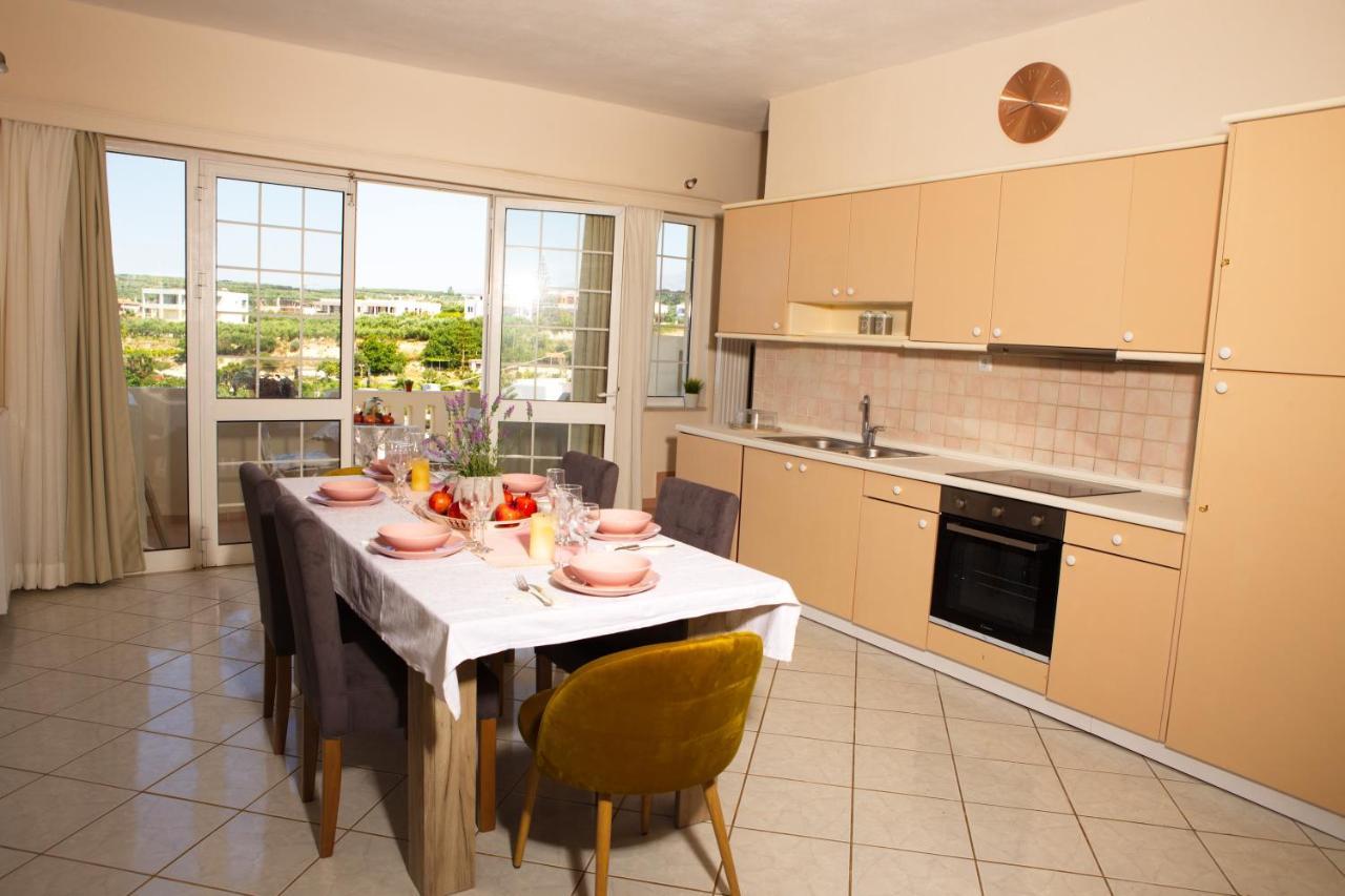 Theodore Seaview Apartment