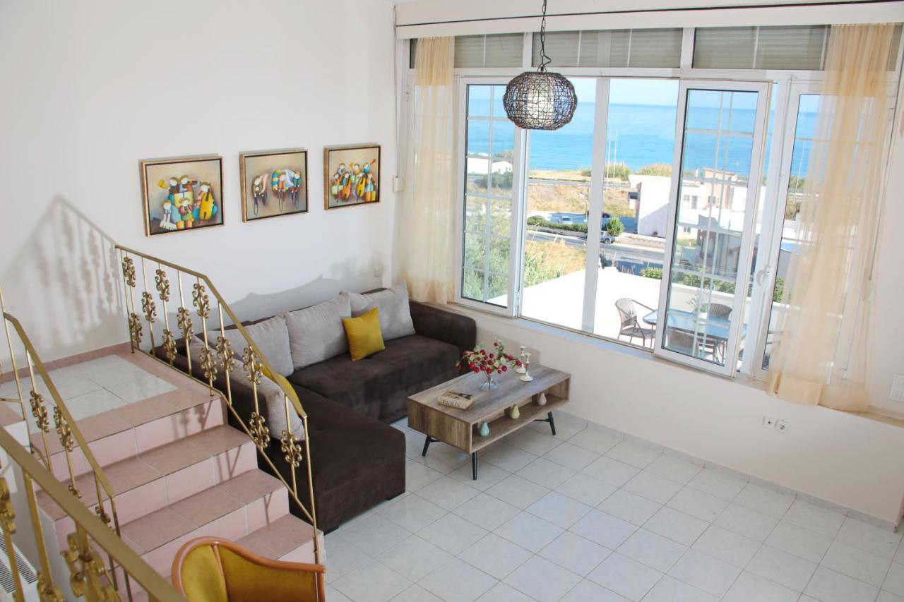 Theodore Seaview Apartment *