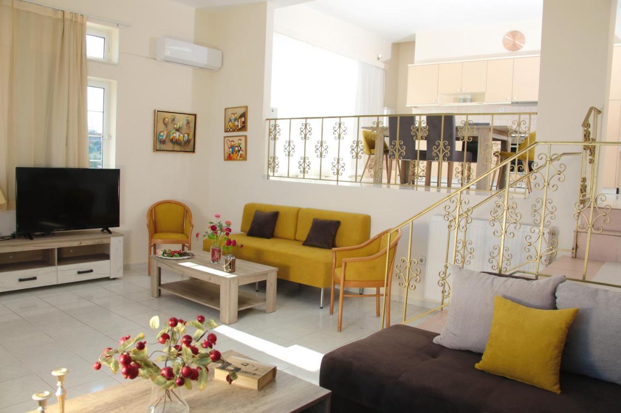Theodore Seaview Apartment *