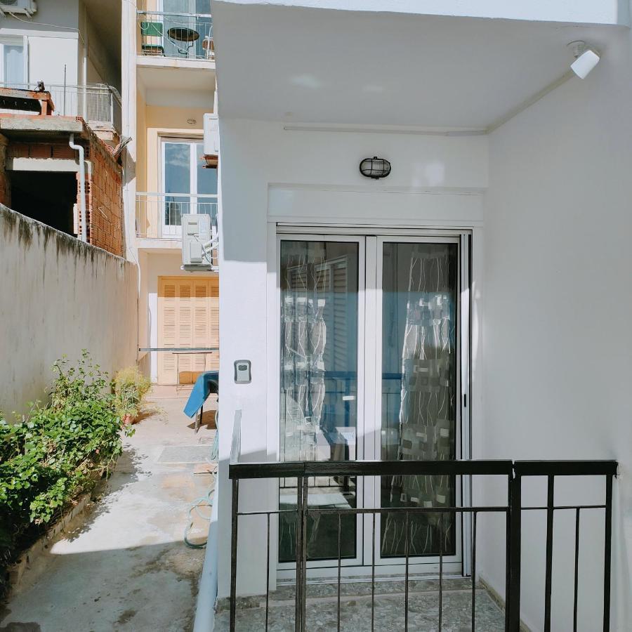 Seaside Apartment Agioi Theodoroi