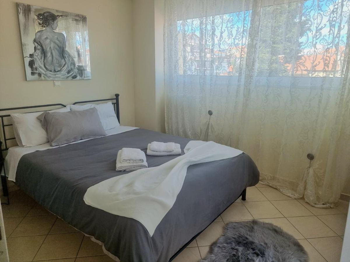 In Centre By Open Apartment