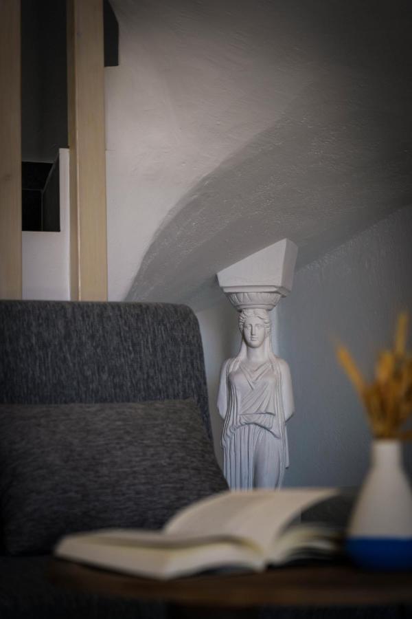 υδρία-κατοικίες Hydria-houses Holiday home Pera Gyalos