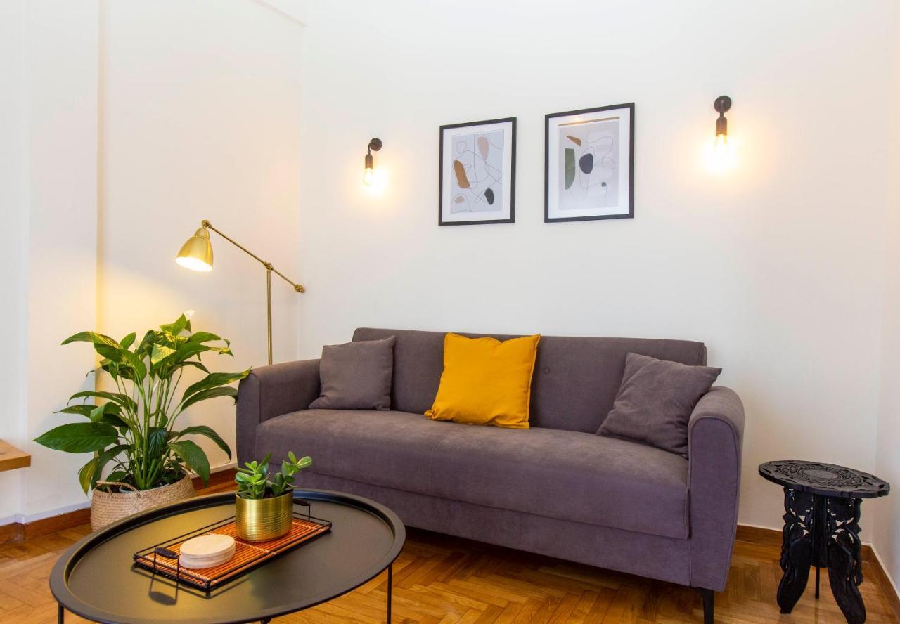 Loucas Apartment *