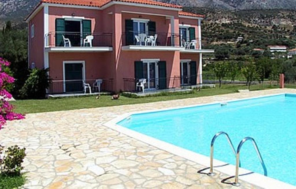 Gerasimoula * Trapezaki (Kefalonia)