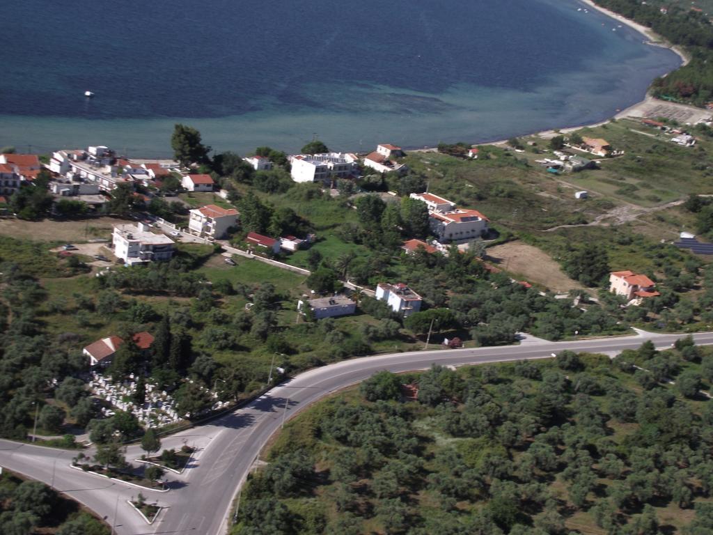 Lakis * Prinos (Thasos)
