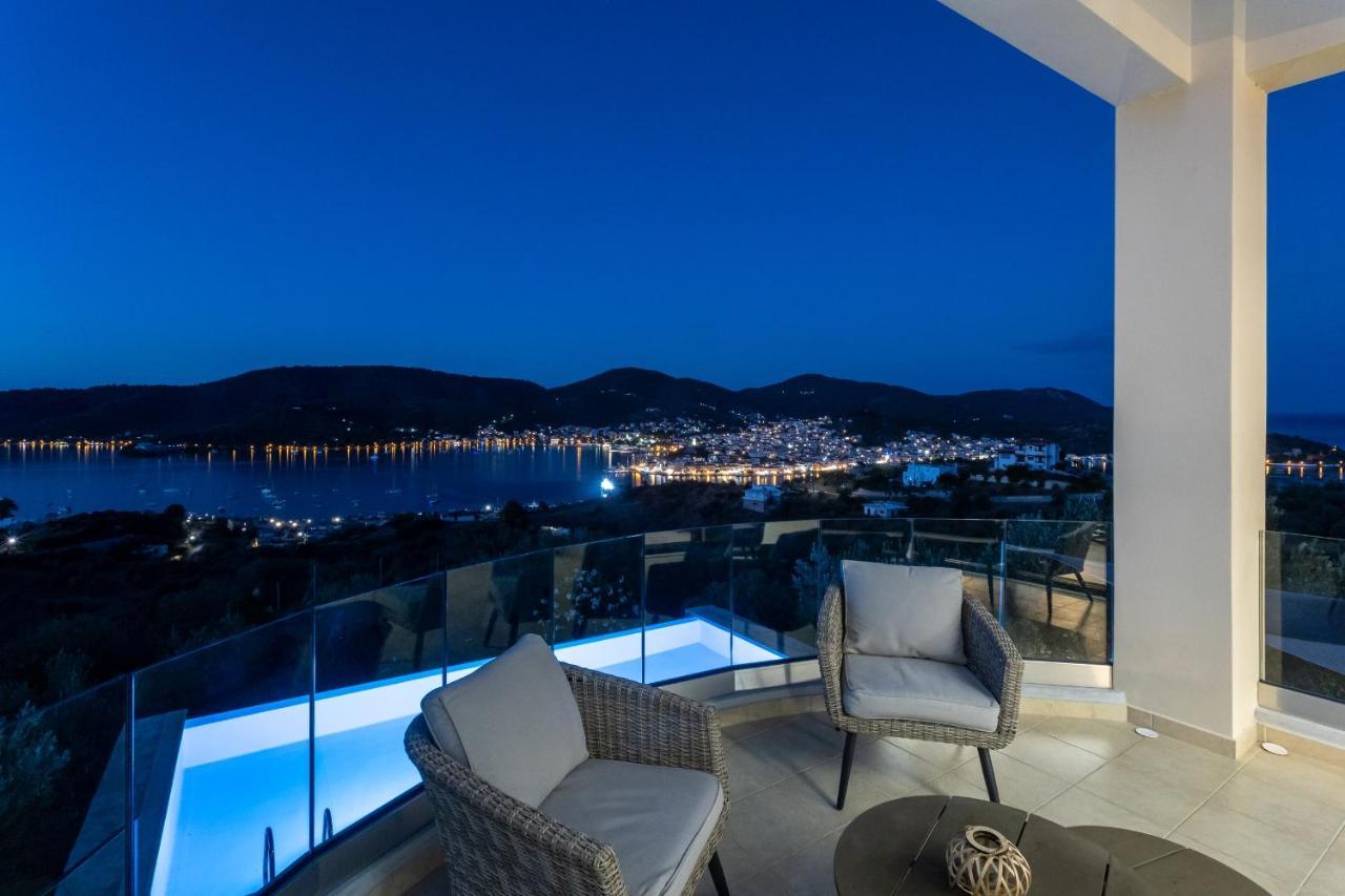 Villa Saronic Topview *