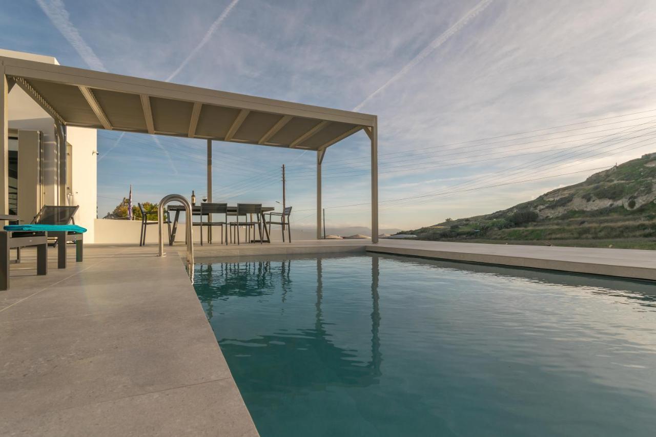 Thiopetra Villa *