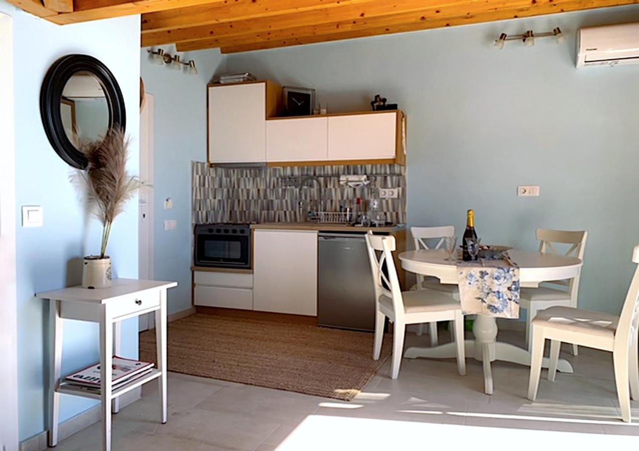 Beachfront Loft - Agios Gordios, Corfu * Agios Gordios (Corfu)