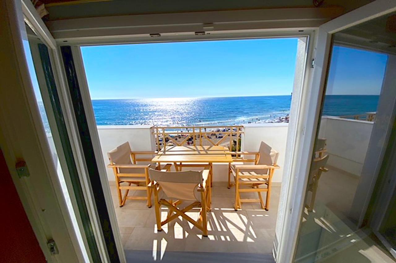 Beachfront Loft - Agios Gordios, Corfu Apartment