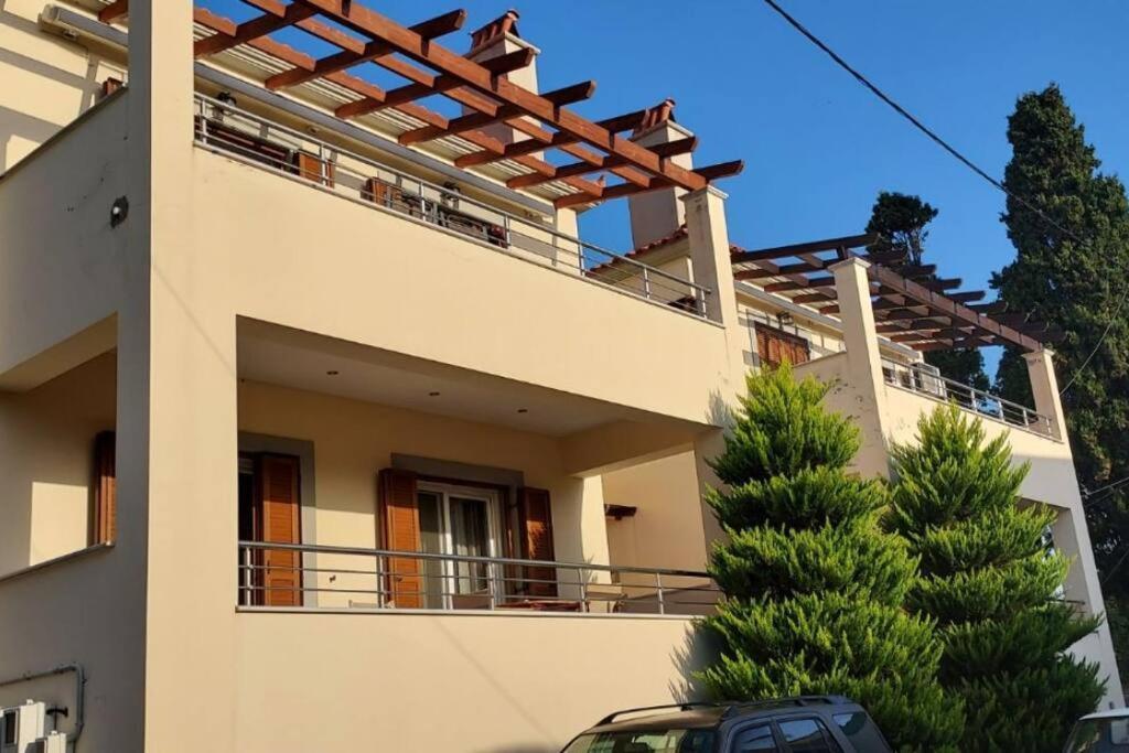 Beautiful House With Great Castle View! * Myrina