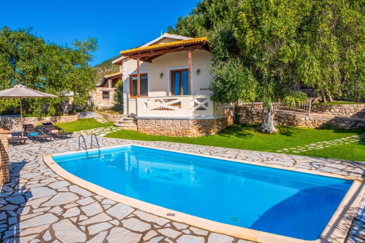 Villa Apolis Executive