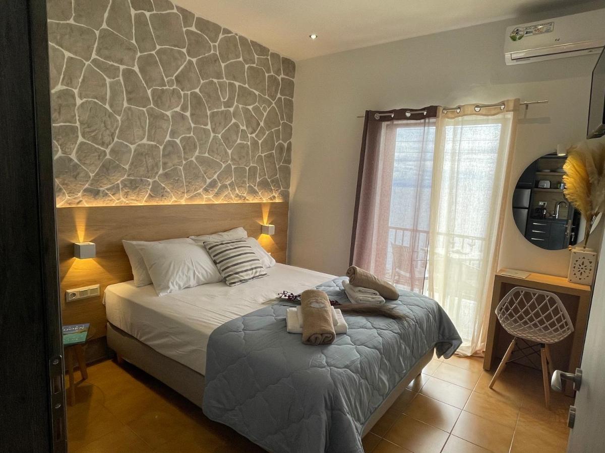 Vladimiros Apartment *