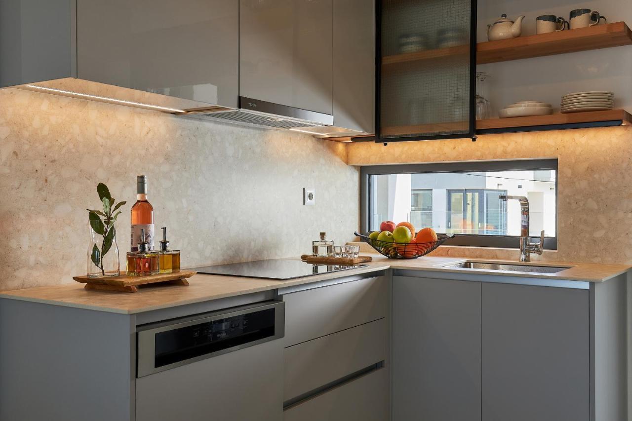 Apartment Pachnes Luxury - Heated Pool, Sea View