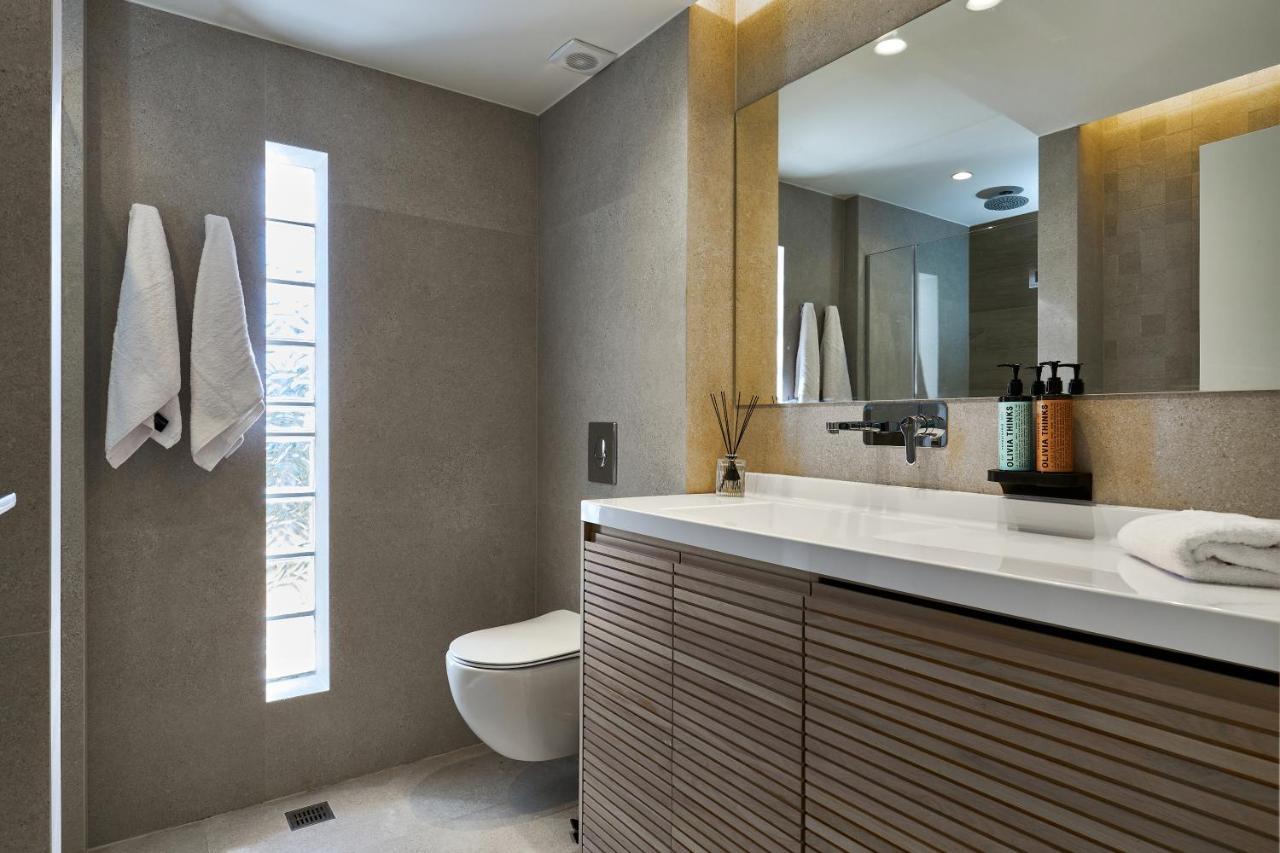 Pachnes Luxury - Heated Pool, Sea View Apartment