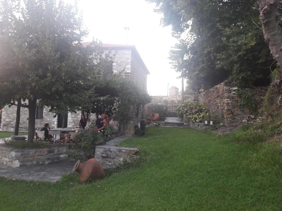 Villa πέτρινο αρχοντικό Portaria (Magnesia)