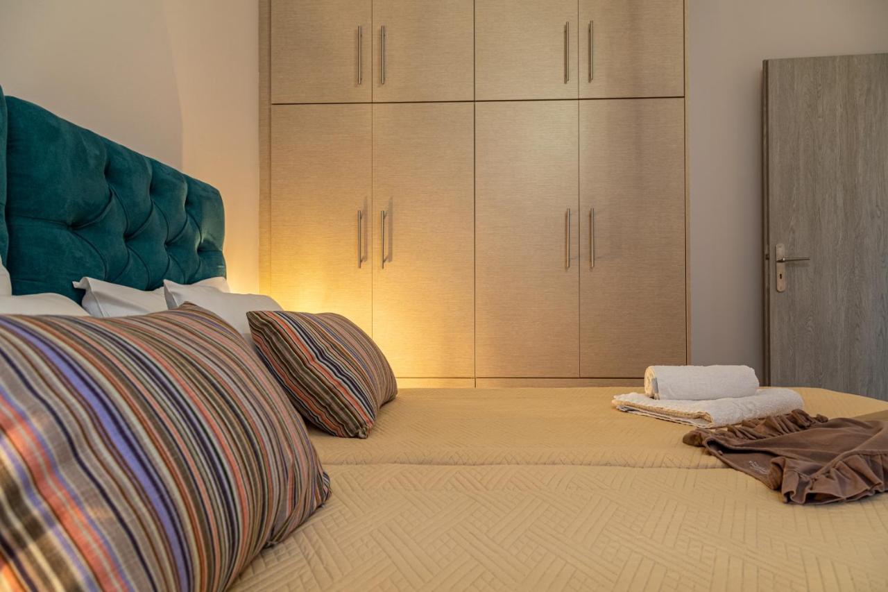 Iliana Apartment