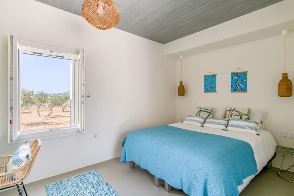 Lampsi - Spacious & Modern Villa