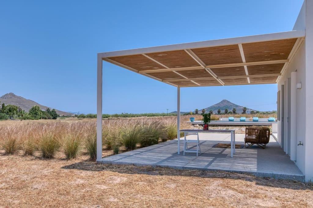 Lampsi - Spacious & Modern * Isterni (Paros)