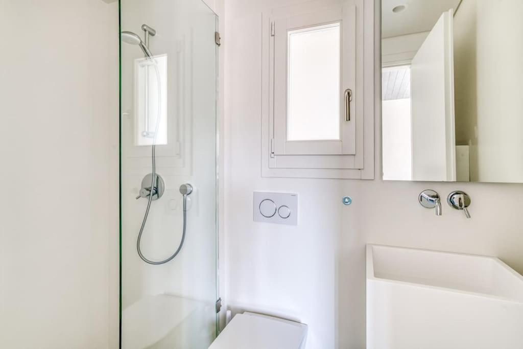 Villa Lampsi - Spacious & Modern Isterni (Paros)