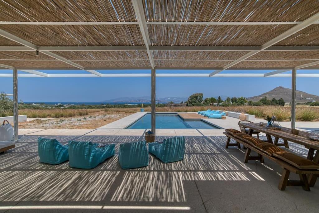 Villa Lampsi - Spacious & Modern Isterni (Paros)