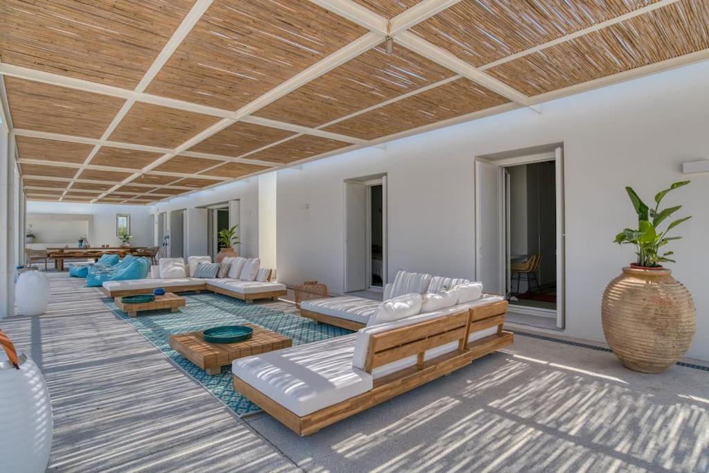 Villa Lampsi - Spacious & Modern
