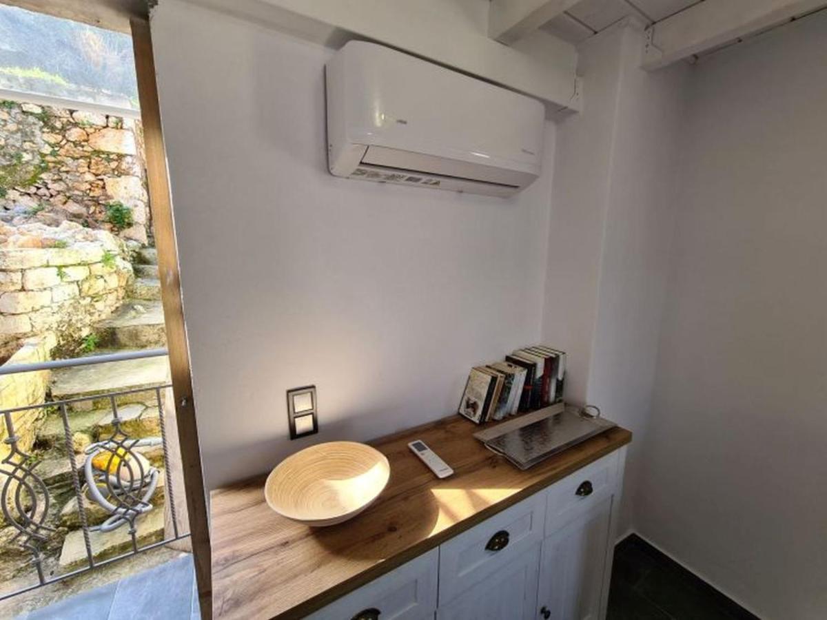 Townhouse * Gythio