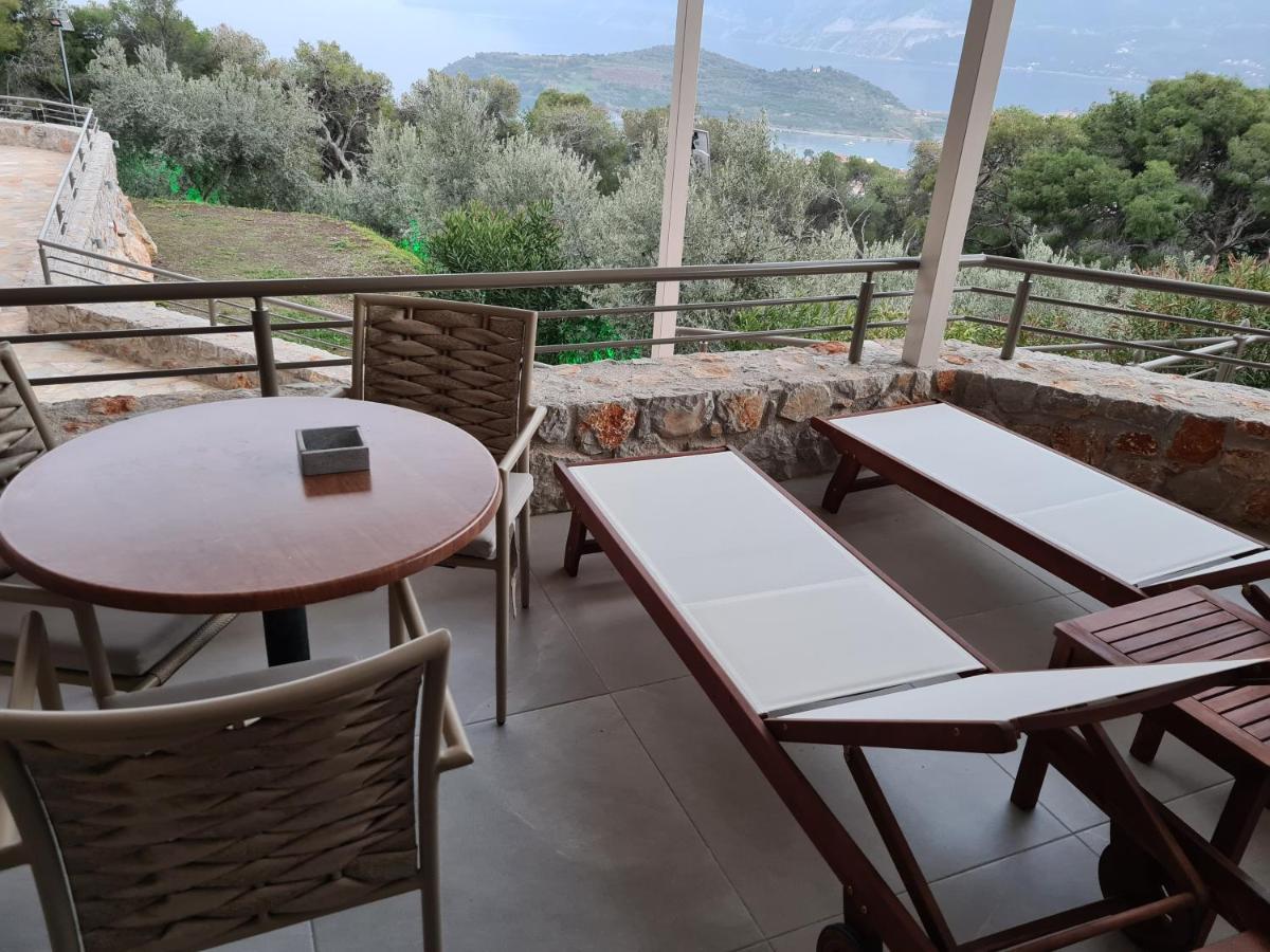 Resort Stork Design Epidaurus