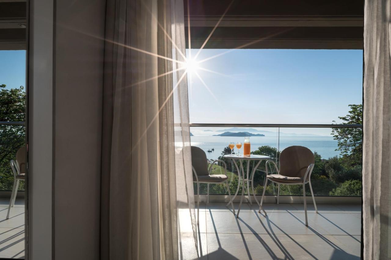Hotel Kassandra Bay Resort, & Katsaros (Skiathos)