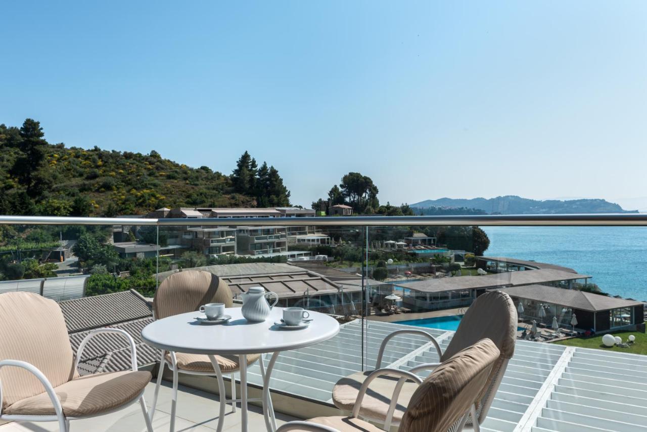 Kassandra Bay Resort, & Hotel 5*