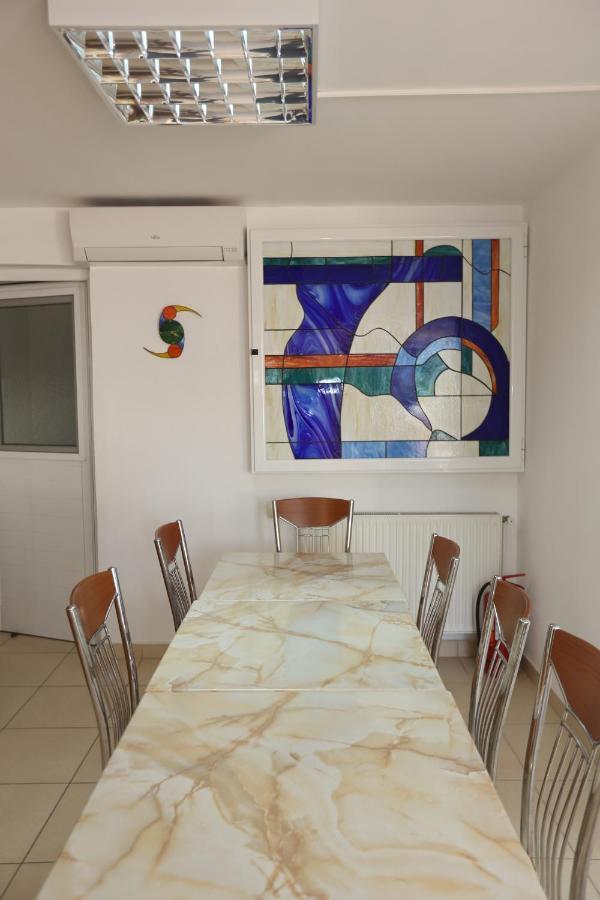 Dias Apartment *