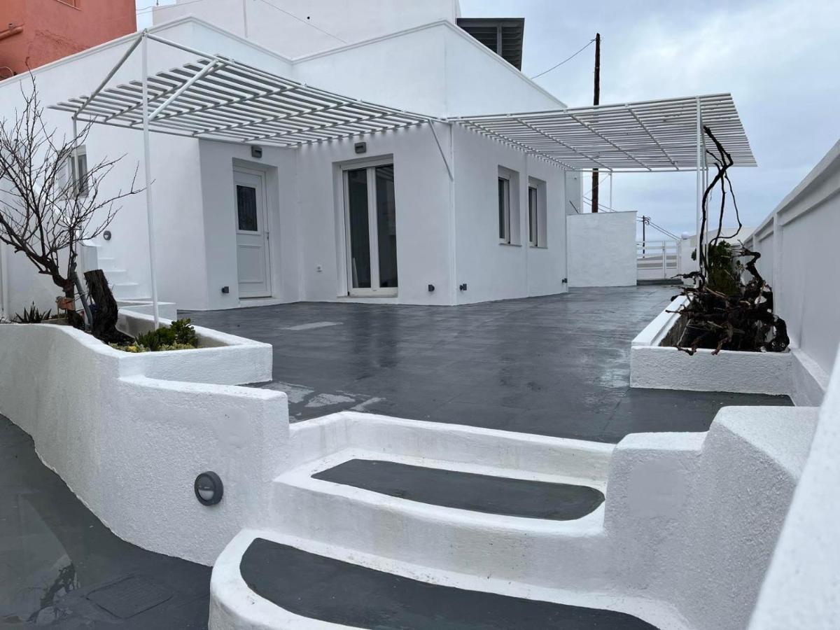 Firaxenia 2* Fira (Santorini)